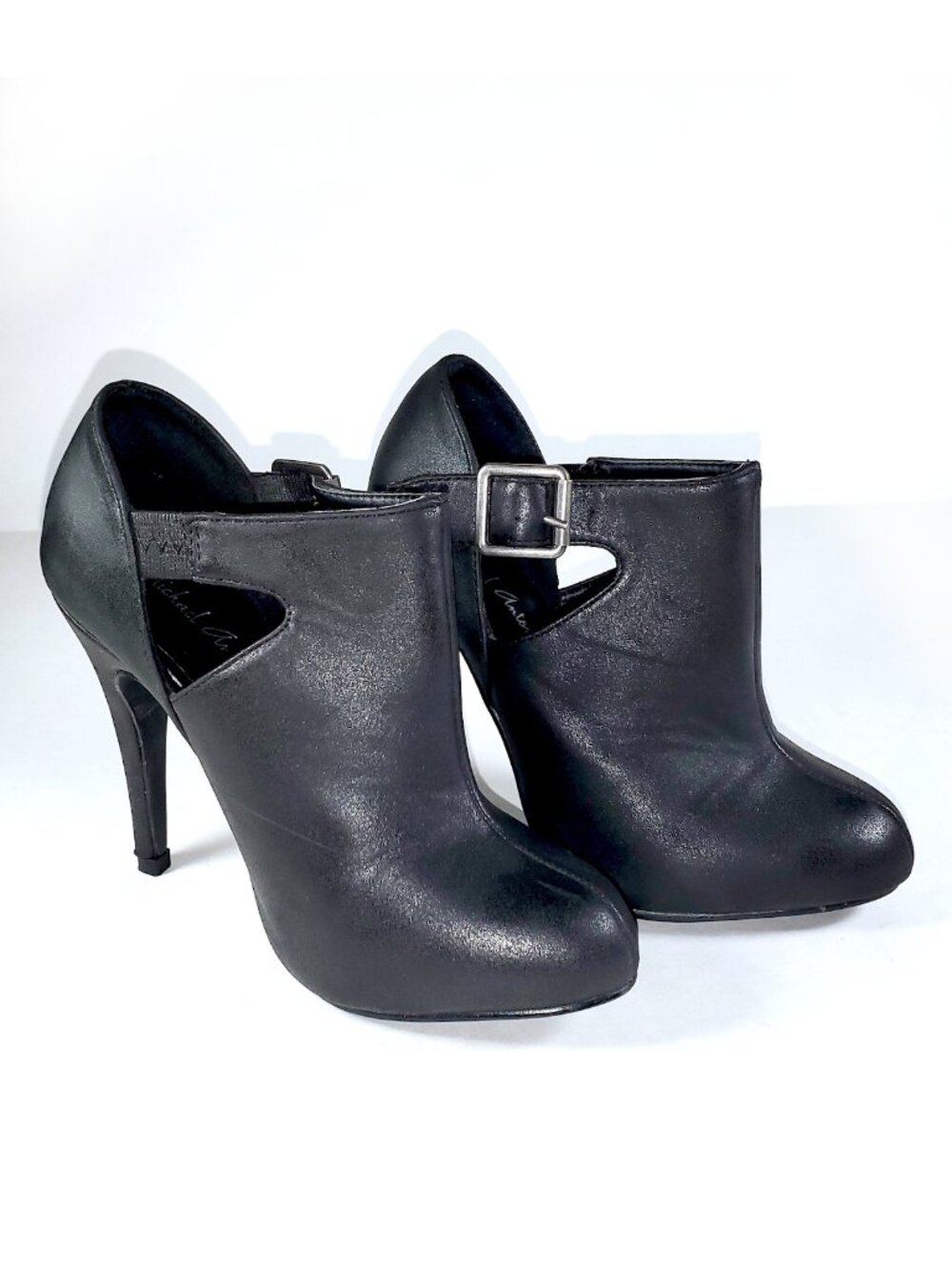 Michael Antonio Vixon Black Cutout Ankle Bootie Heels - Size 5